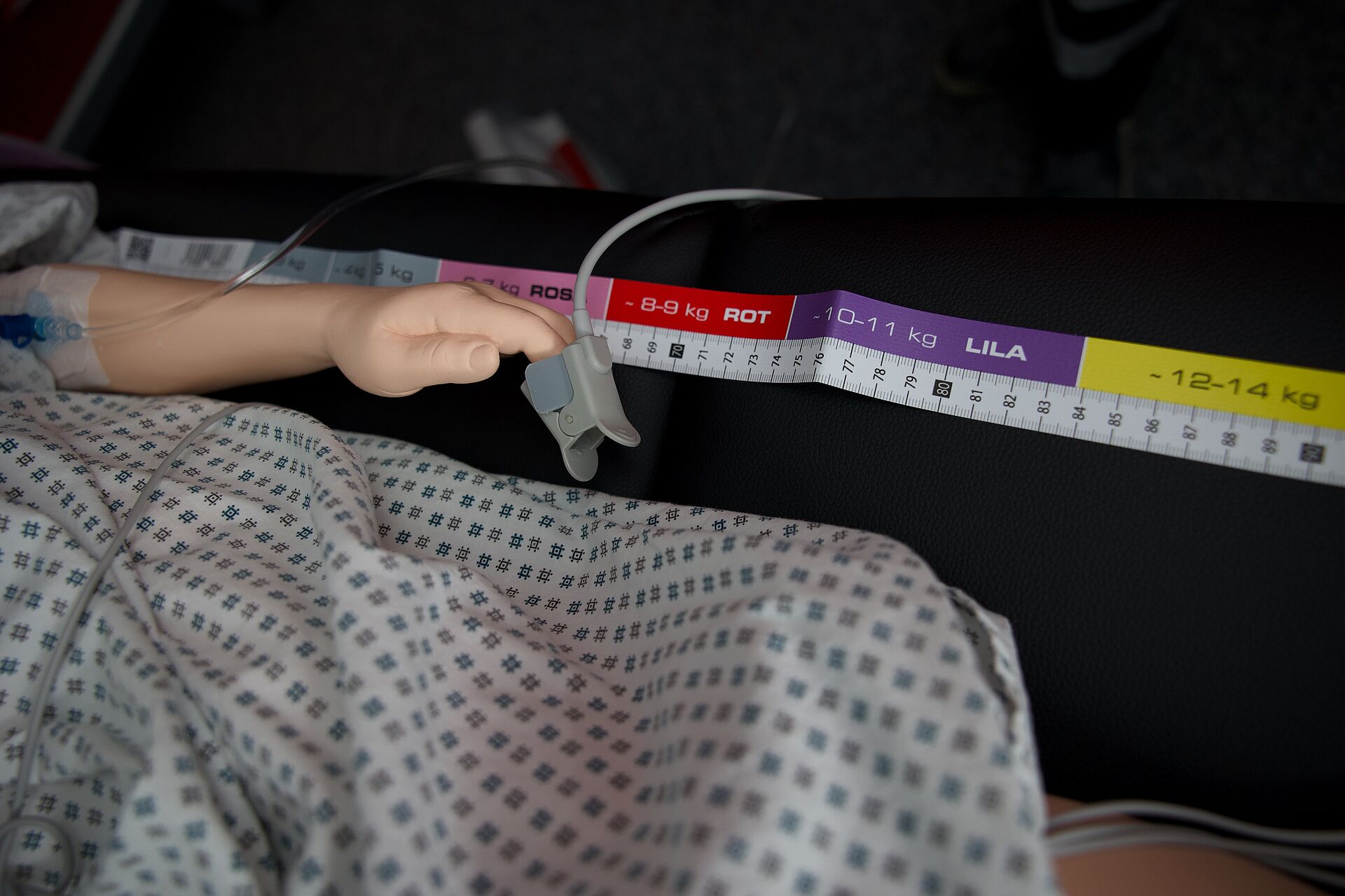 Arm eines Babydummys.